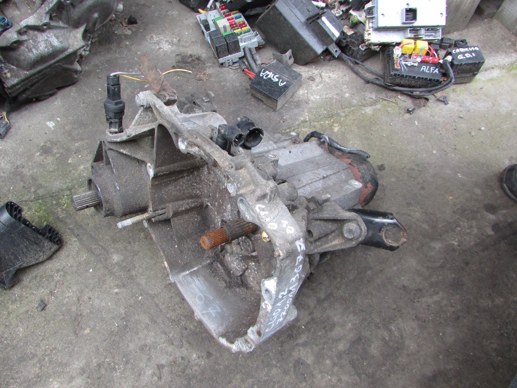 caja de cambios renault clio 1.2 8v benz  (#)
