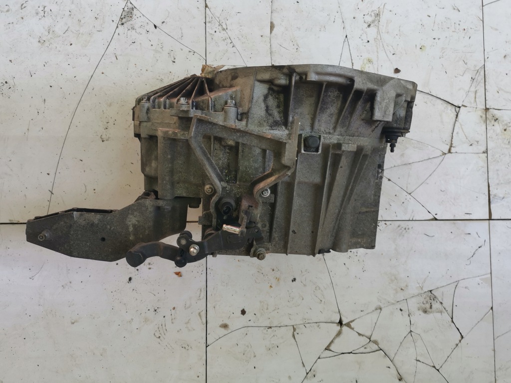 caja de cambios mercedes w168 1.7cdi 1683601900  (#)