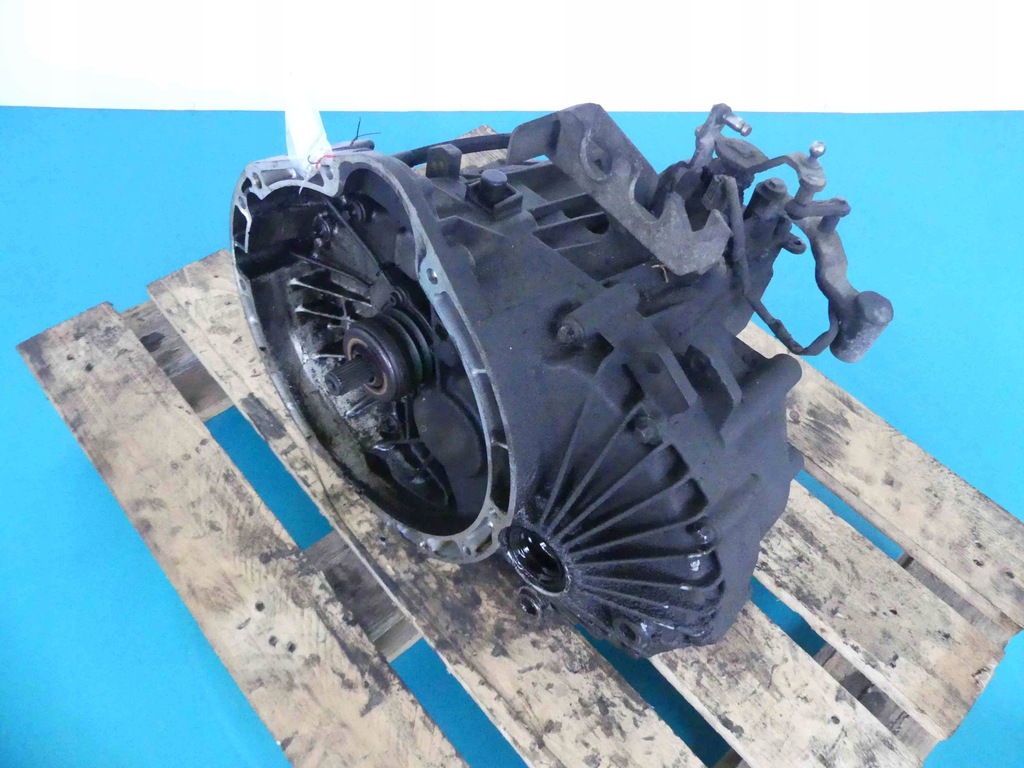 caja de cambios mercedes a w168 1.4 8v 82km  (#)