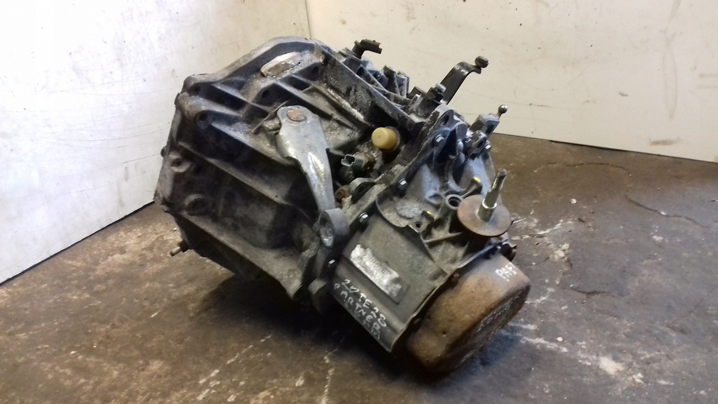 caja de cambios 20te28 peugeot partner 2.0 hdi 96-  (#)