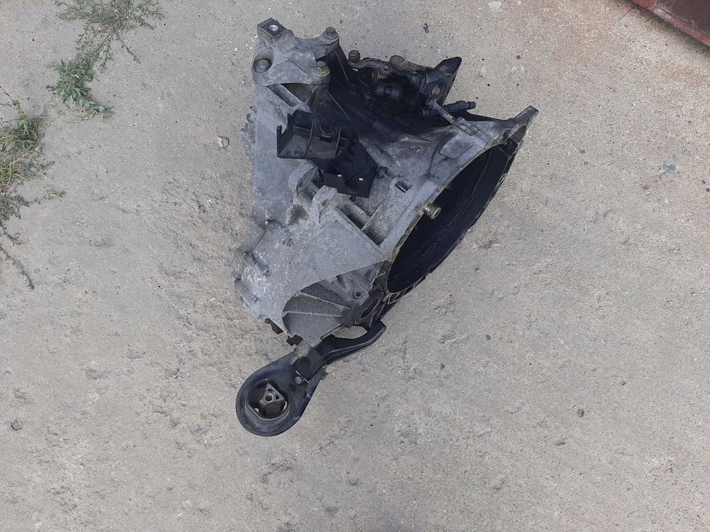 volvo v50 s40 2.0 tdci 100kw caja de cambios  (#)