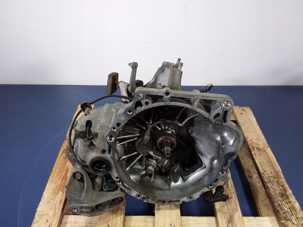 mazda 2 ii 1.3 caja de cambios manual  (#)