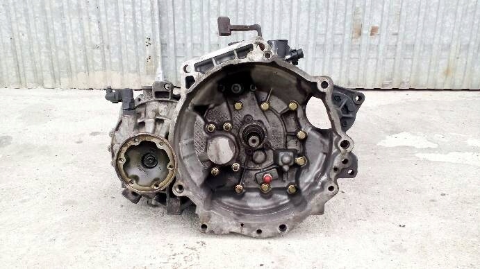 caja de cambios seat toledo ii vw new beetle 02j301107c  (#)