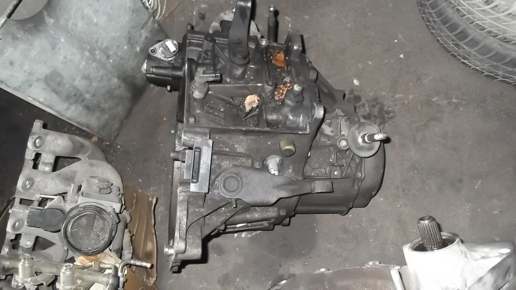 berlingo partner 1.9d caja de cambios  (#)