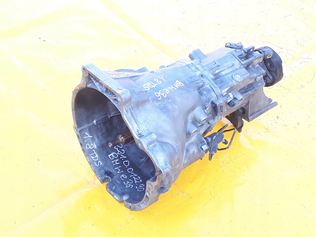 caja de cambios cambios 5 bmw e36 18tds 2210012290  (#)