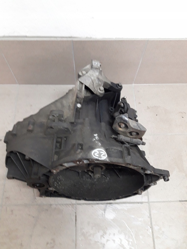 volvo v50 c30 c70 s40 caja de cambios 6m5r7002ab 2.0d  (#)