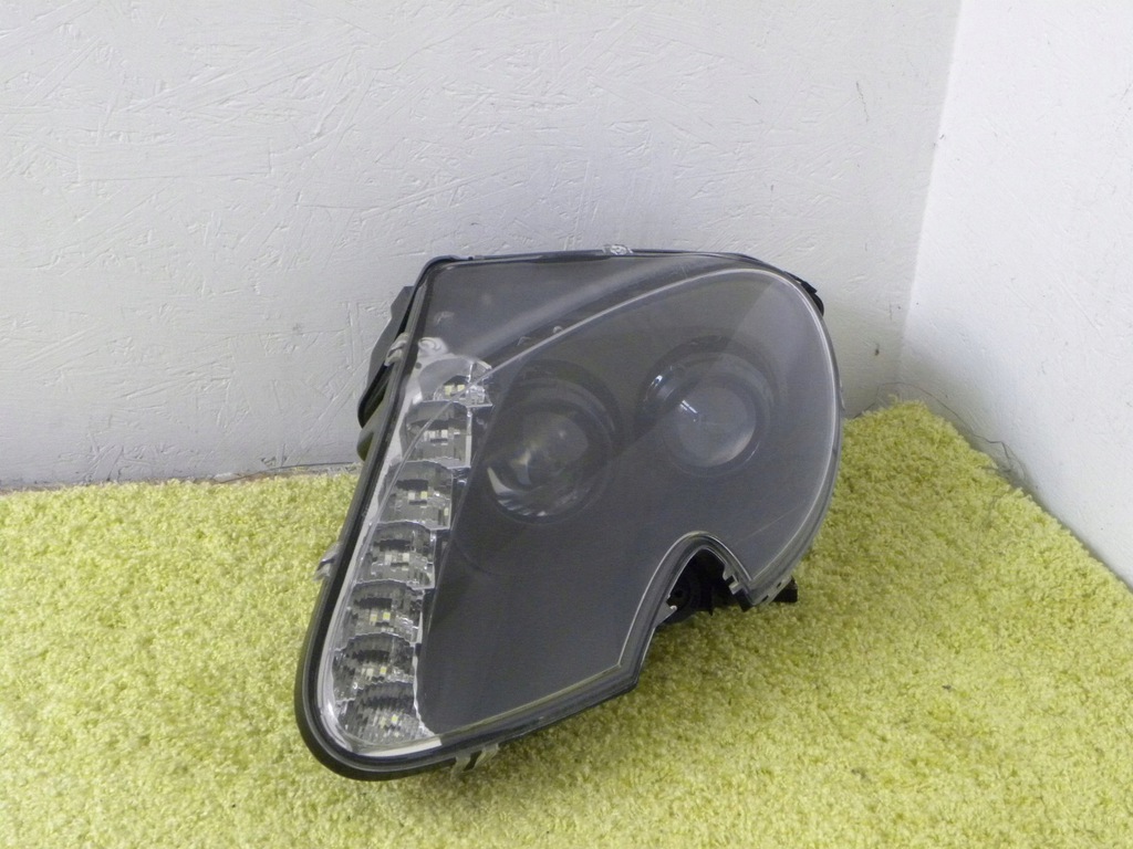  faro izq. vantage v12 s xénon led ok 11 18 super (#)