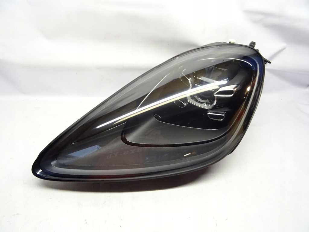 cayenne iii faro izq. full led 9y0941031n (#)