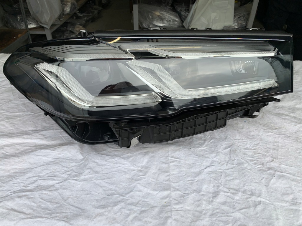 bmw 5 g30 lci adaptativo led faro der.. compl (#)
