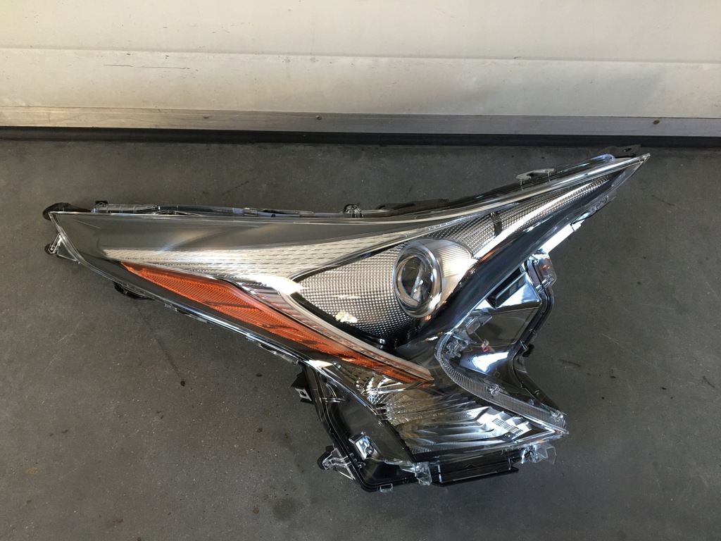 toyota prius iv full led der.. faro  nuevo  (#)