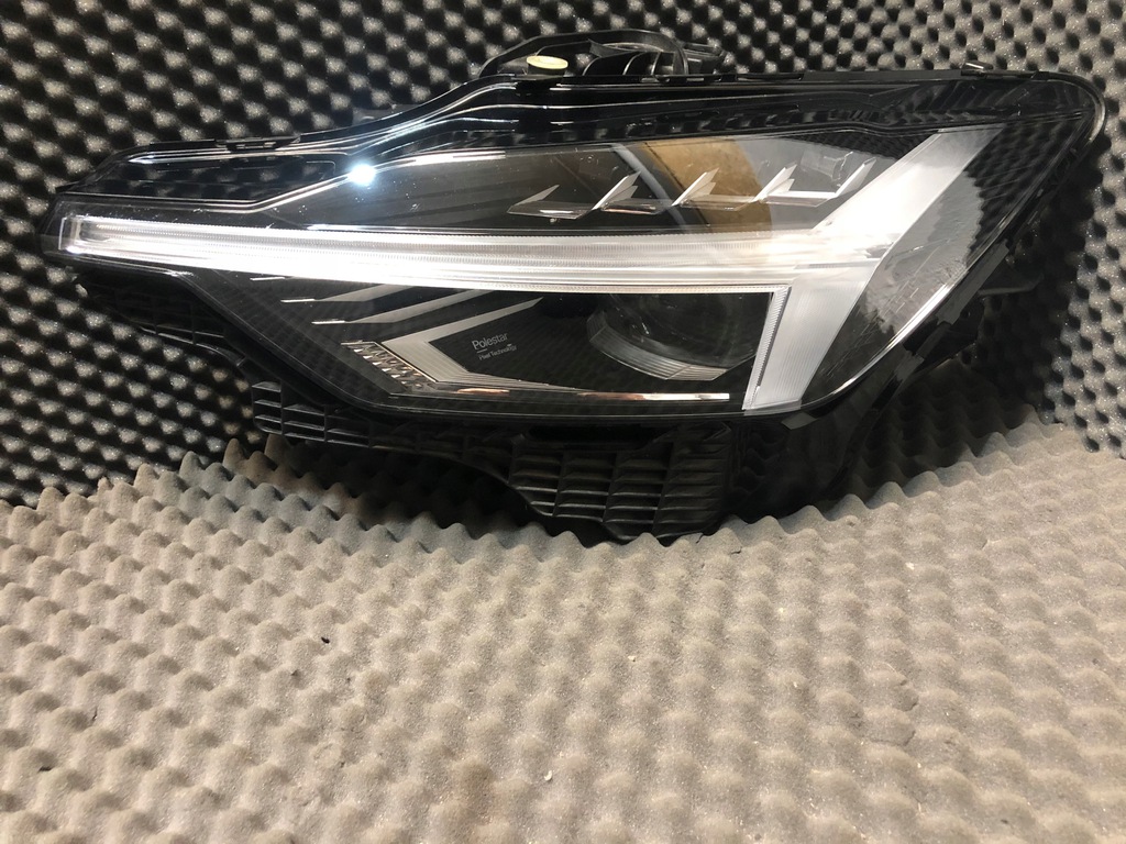 polestar 2 faro izq. full led p31698070 (#)