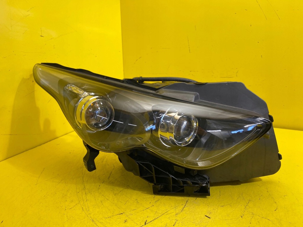  faro der.. infiniti fx fx35 qx70 2008 xénon (#)