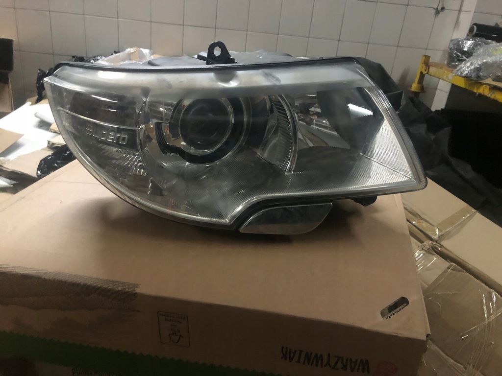 skoda superb ii 3t faro der.. delantero bi xenon (#)
