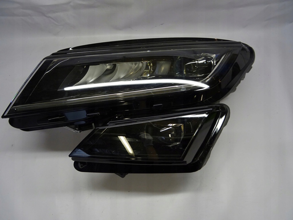 skoda kodiaq faro full led izq. 566941015e (#)