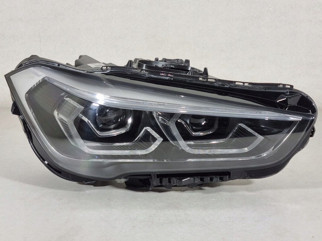 bmw x1 f48 lift lci full led faro der.. delantero eu (#)