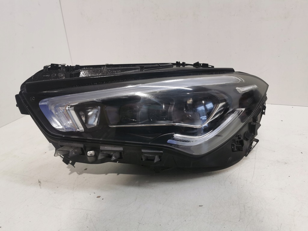 mercedes benz cla c118 faro delantera a1189063100 (#)