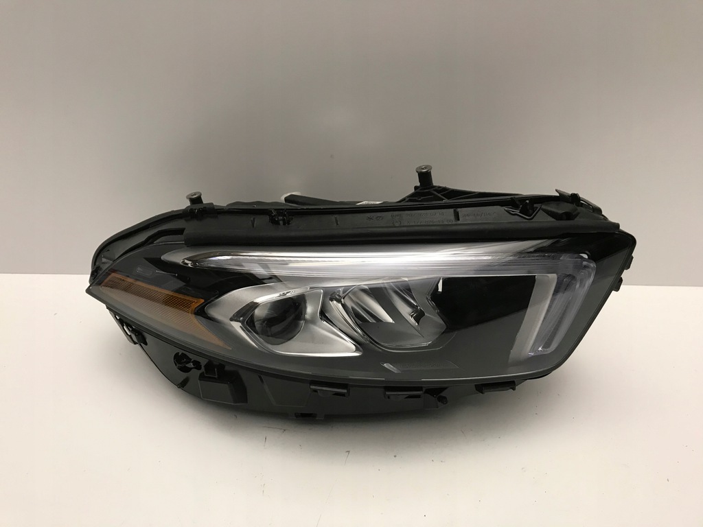mercedes a clase w177 full led usa der.. faro  (#)