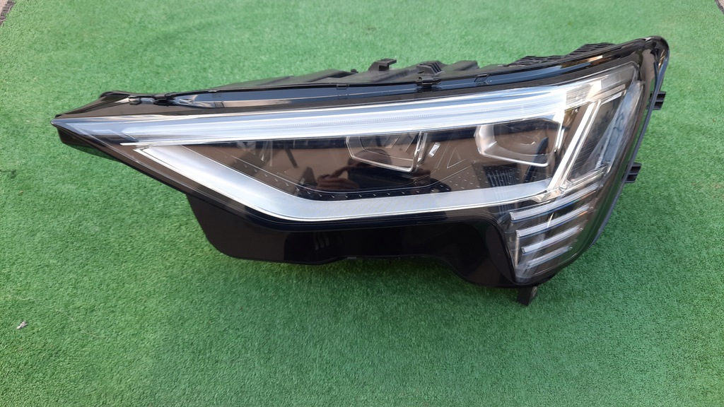 audi e tron 4ke full led faro delantera (#)