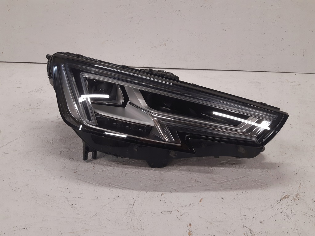 audi a4 b9 8w0 xénon der.. 8w0 941 034 (#)