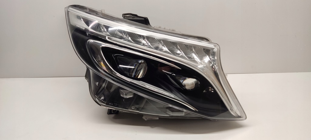 mercedes vito v clase 447 full led der.. negra (#)