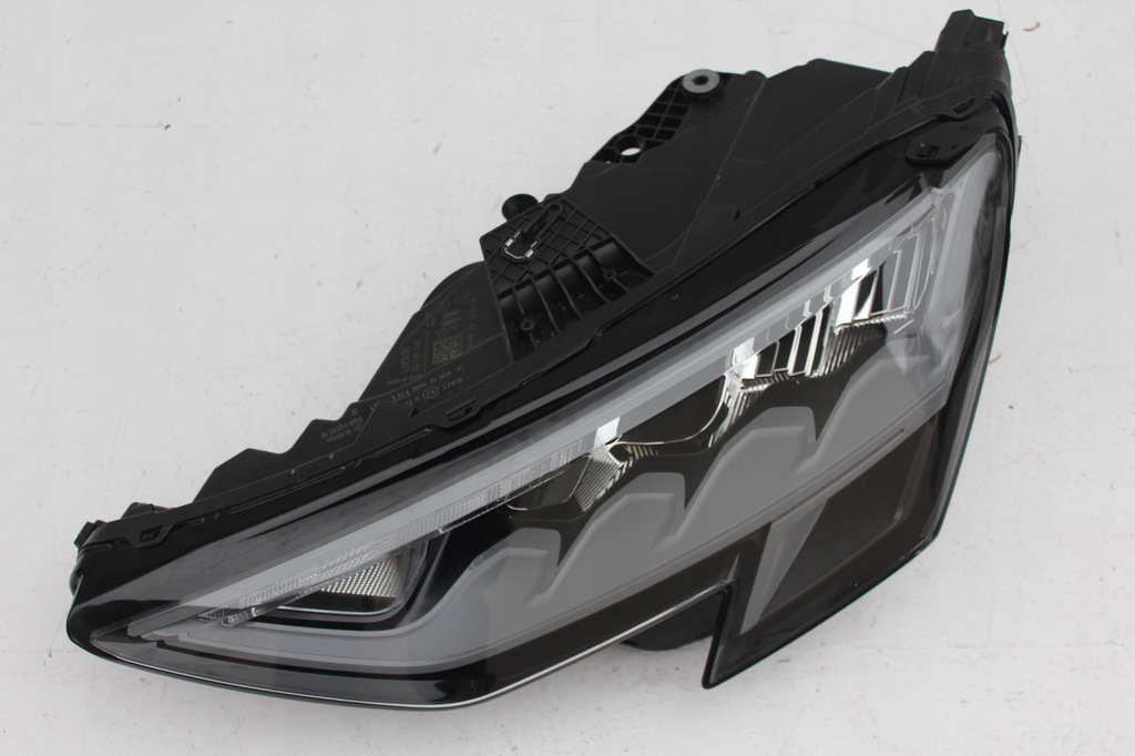 audi a3 2020 8y0941011 full led izq. original (#)