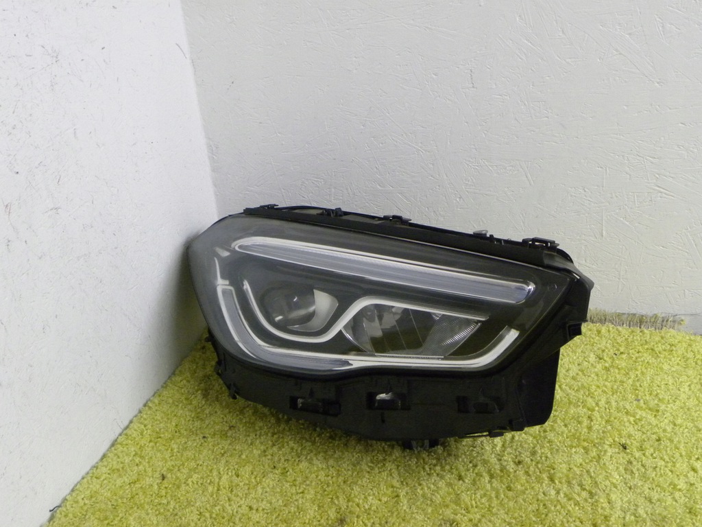  faro der.. mercedes b w247 full led 19 estado perfecto (#)