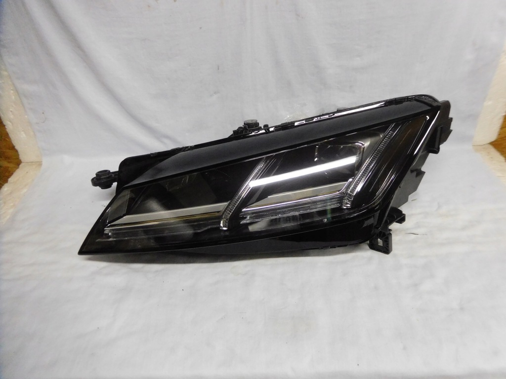 izq. audi tt 8s0 lift full led   euro (#)