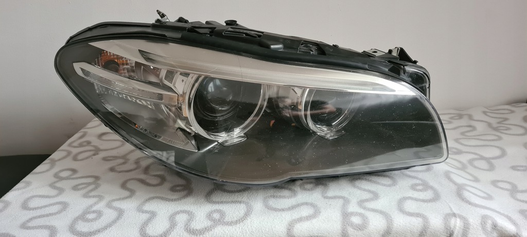 bmw f10 f11 lift faro der.. led bixenon (#)
