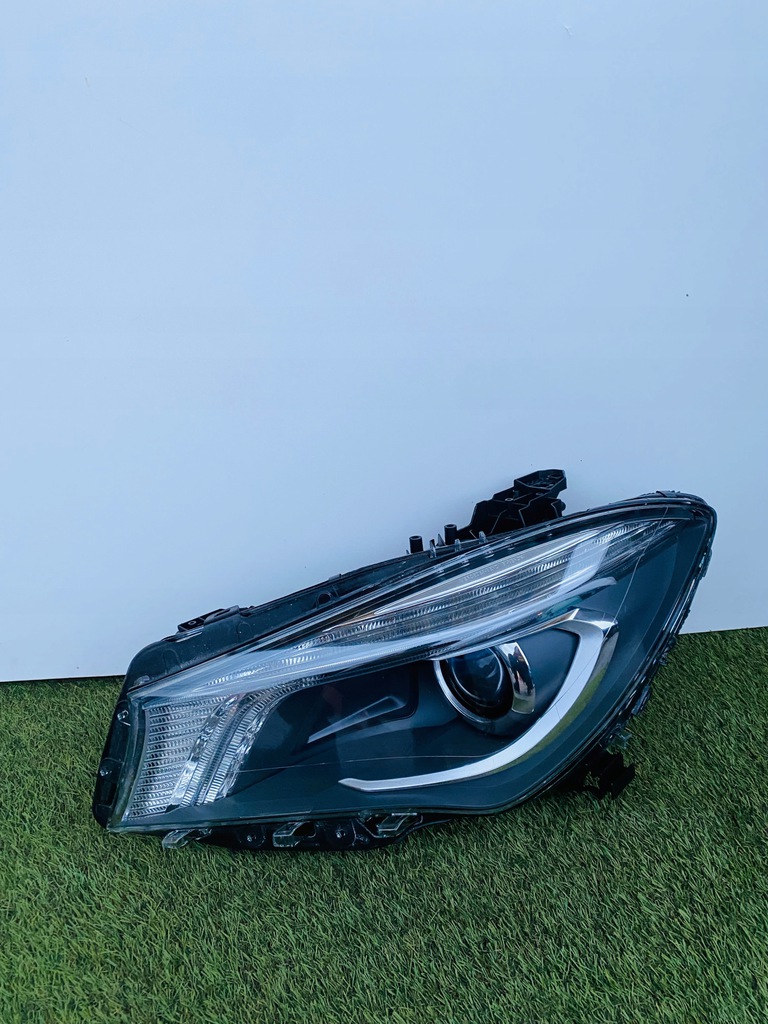  faro izq. mercedes w117 cla bi xénon   (#)