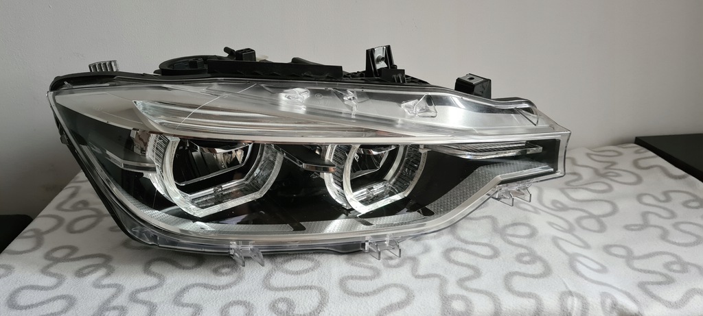bmw 3 f30 f31 lift faro der.. (#)
