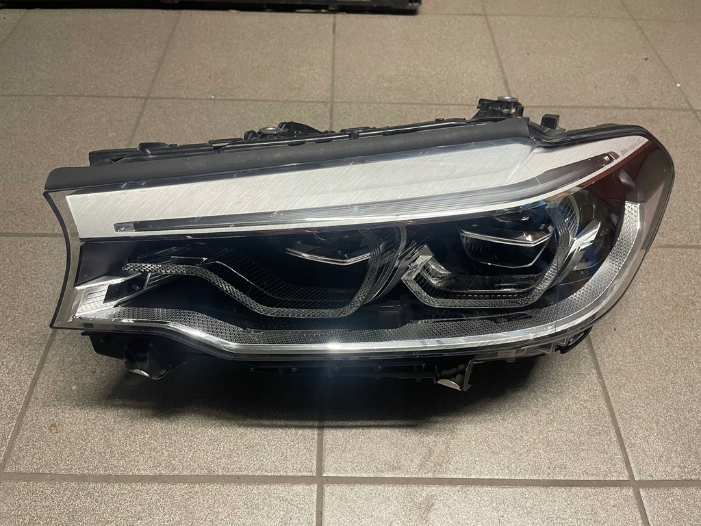 bmw 5 m5 g30 g31 7214961 adaptativo led faro izq. (#)