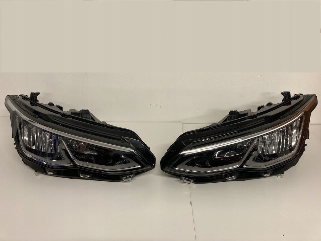 vw golf 8 viii 5h1 faro der.. izq. led estado perfecto (#)