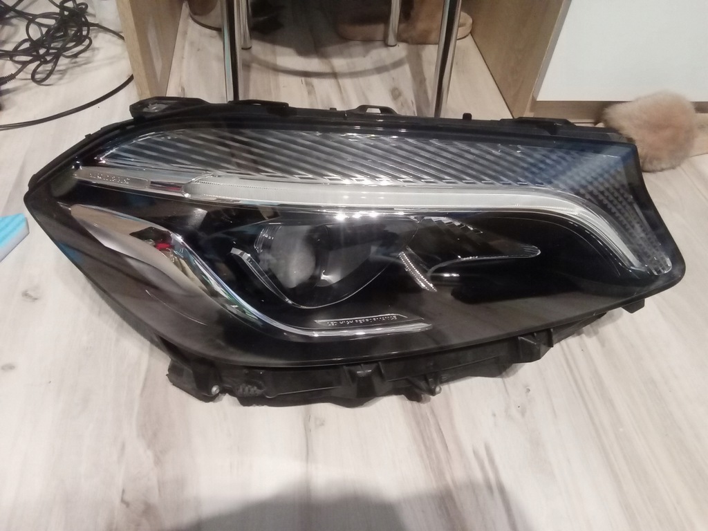 mercedes a 176 lift led faro frente der.. delantera (#)