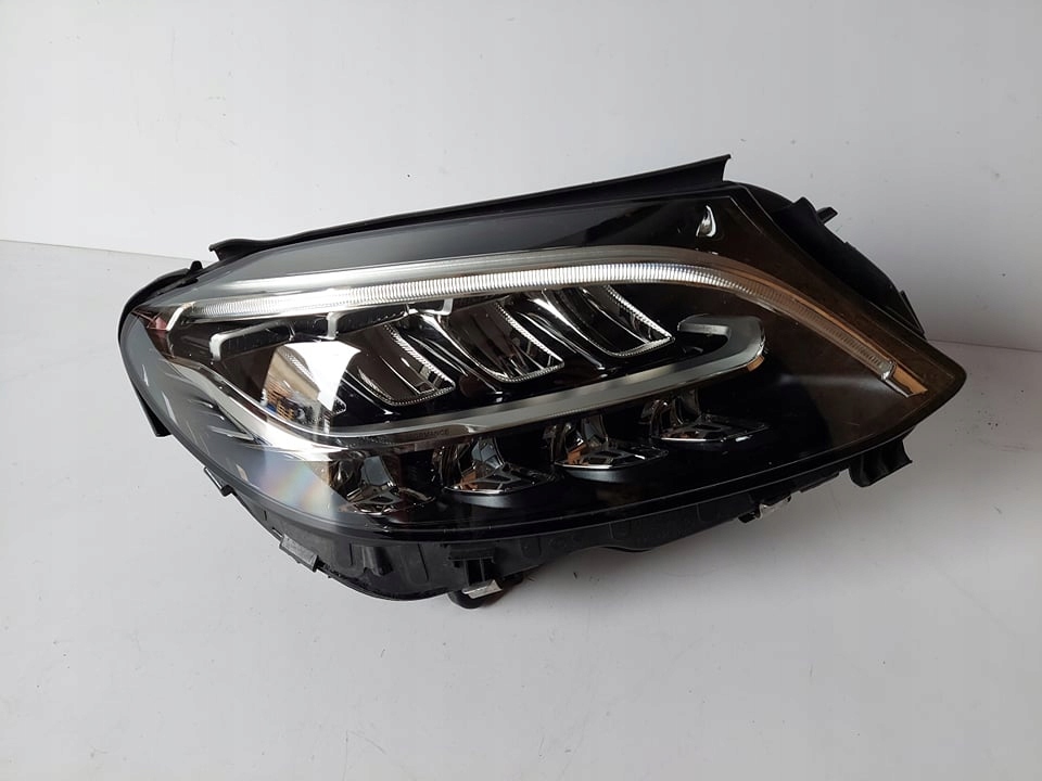 mercedes clase c w205 lift faro frente der.. fuled (#)