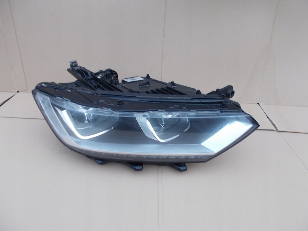 passat b 8 lift faro der.. despues lifting 3g1941036 g (#)