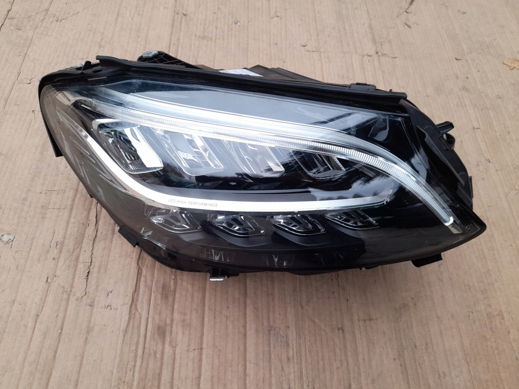  faro der.. mercedes c clase lift w205 w2059068005 (#)