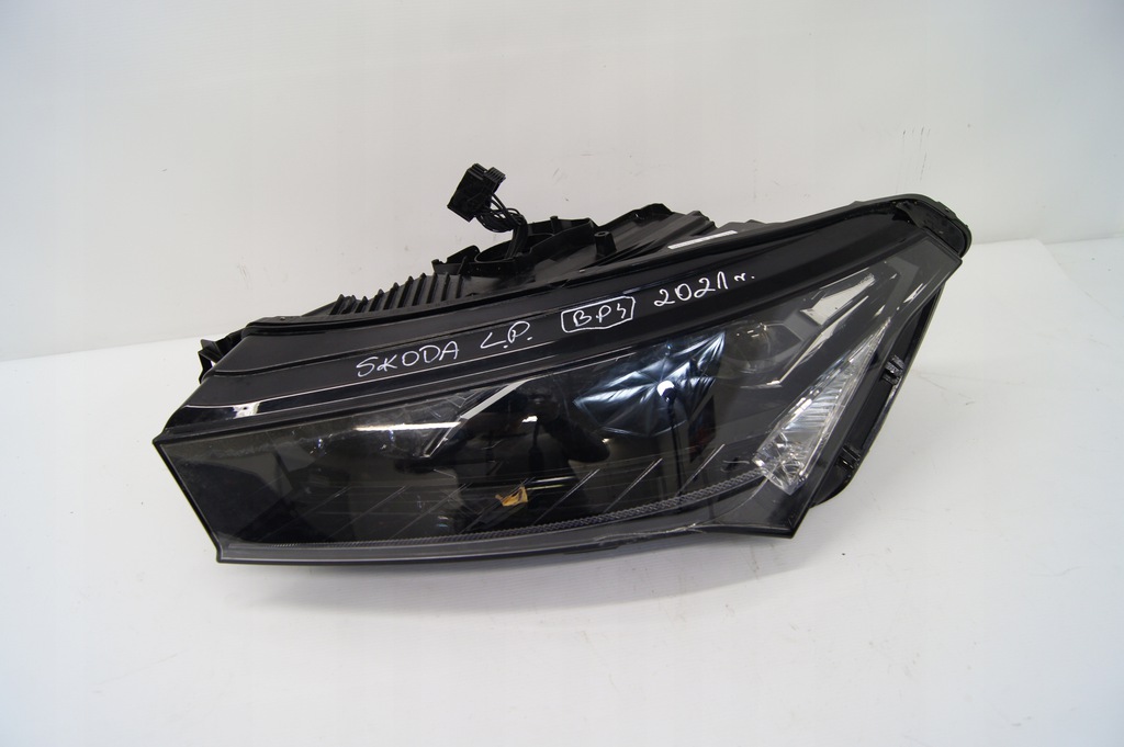  faro lp skoda enyaq 5lb941015a led eu (#)