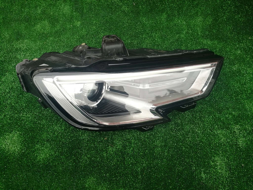 audi a3 8v lift faro frente der.. bi xénon (#)