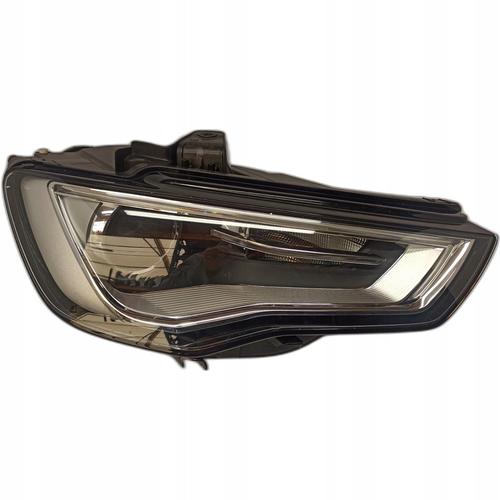  faro xénon der.. audi a3 8v0941044 (#)