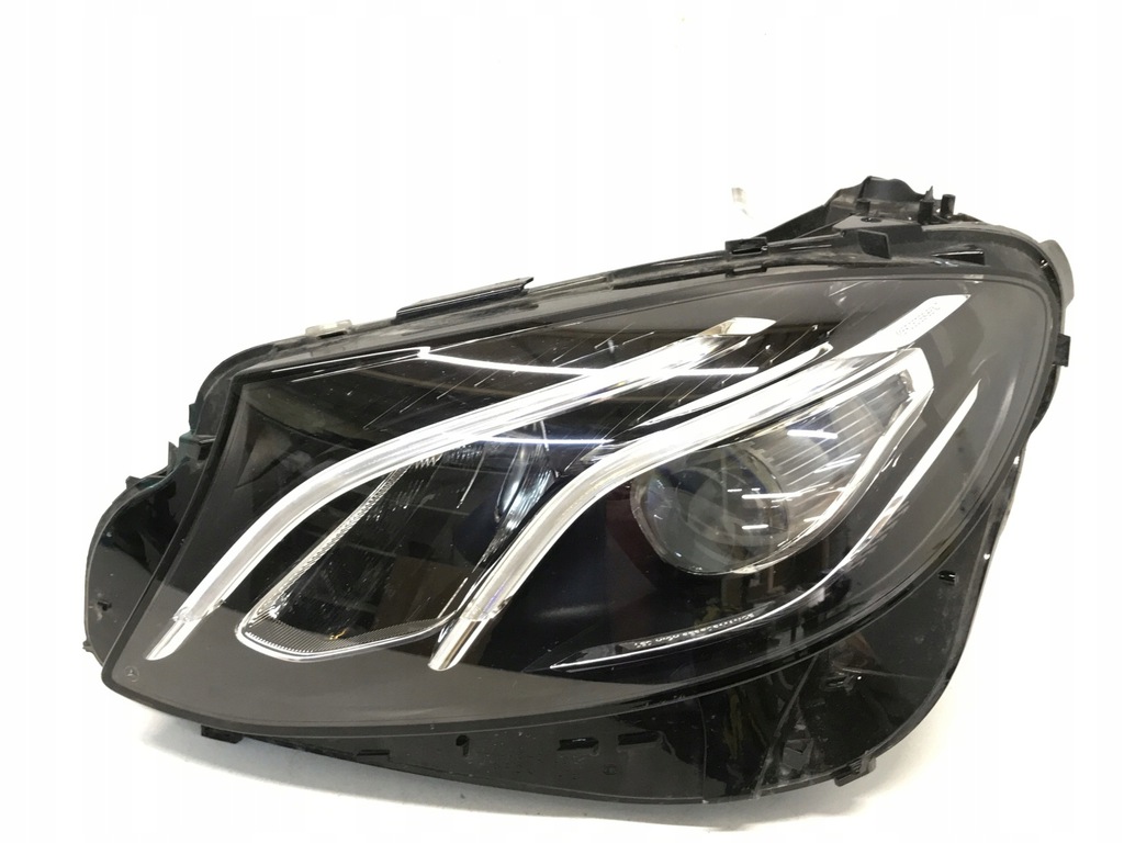 mercedes faro izq. clase e 213 w213 a2139066501 (#)