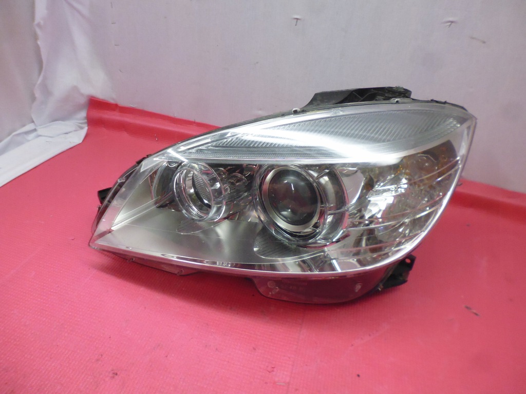 mercedes w204 xénon torsional estado perfecto eu faro izq. (#)