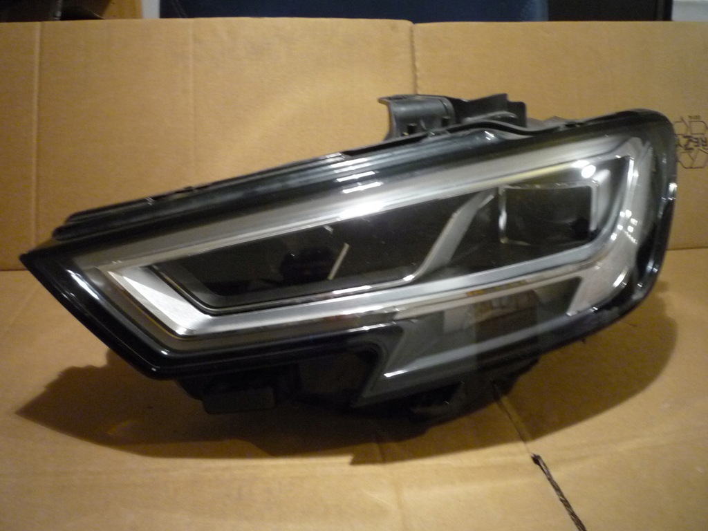 audi a3 8v lift full led matrix izq. faro  (#)