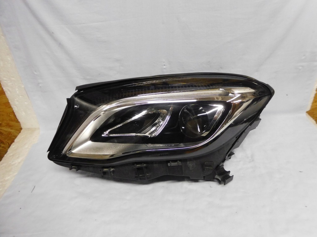 izq. mercedes gla lift w156 full led europa (#)