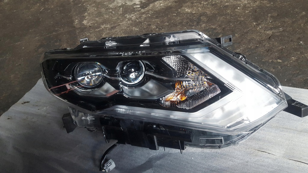  faro xtrail t32 lift led der.. 17 (#)