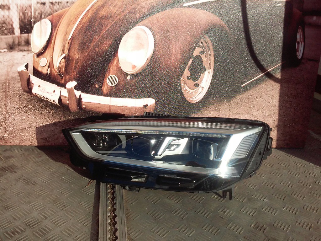 audi a5 8w6 941033d izq. faro  (#)