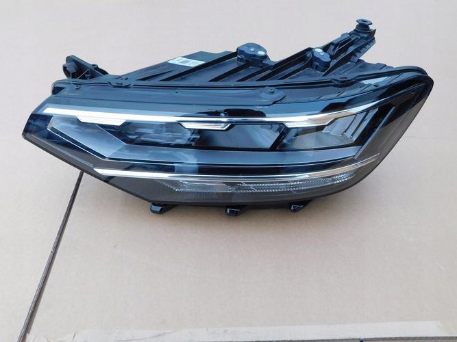 vw passat b8 full led lift 19 faro izq. (#)