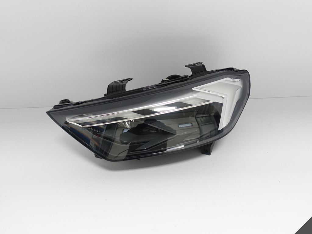 audi a1 s1 ii 82a 18 full led izq. eu b perfecta (#)