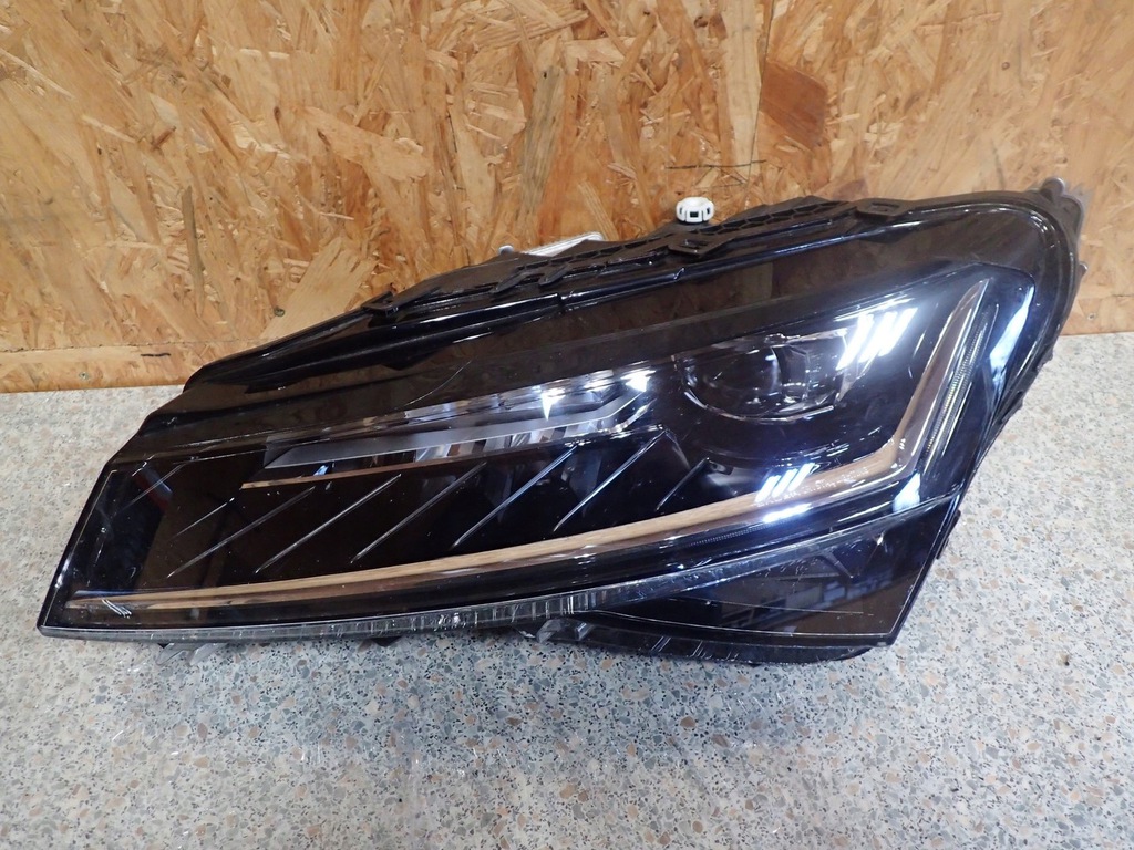  faro izq. full led skoda superb iii 3v lift 19 (#)
