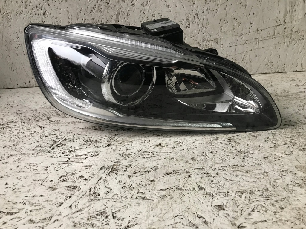  faro frente v60 s60 xénon lift der.. (#)