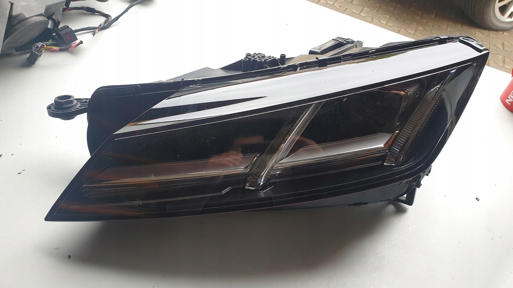 le matrix audi tt 8s0941035b 2019r desmontado (#)